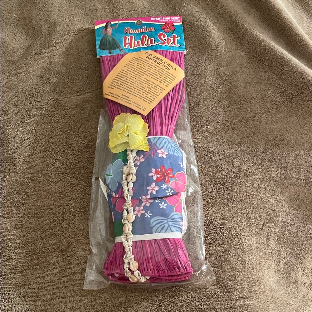 Hawaiian Hula Set with Floral Accents